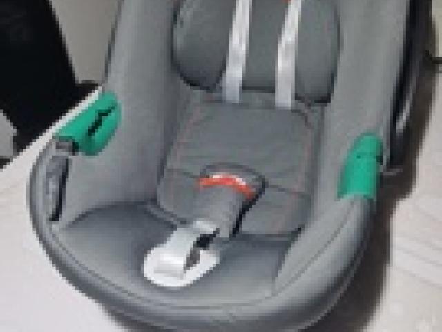 Cybex Silver ATON B2 Neuwertig! Marken Kinder Autositz+ISOFIX - 1